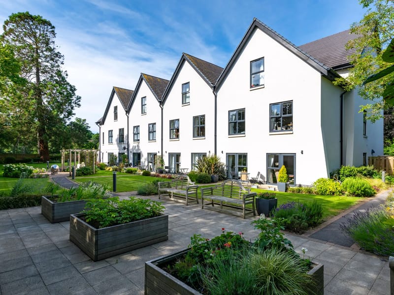 Mornington Court - Nursing Home in New Milton, England photo 2