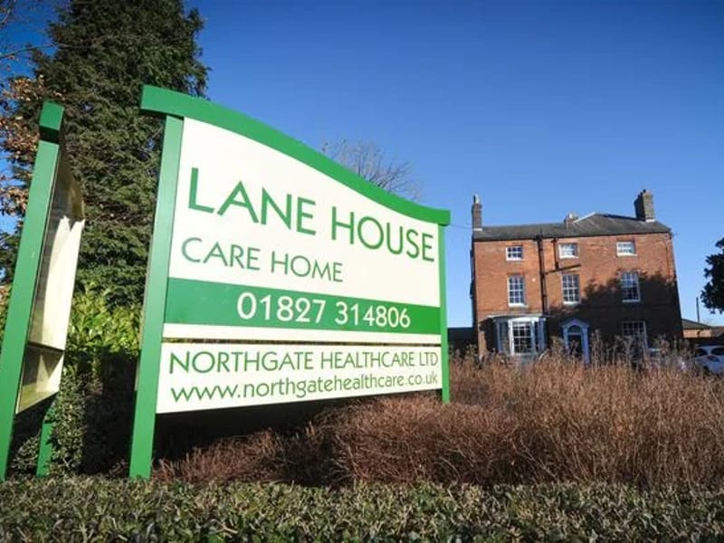 Lane House Residential Care Home - Assisted Living in Tamworth, England photo 6