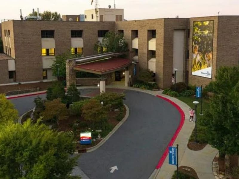 AdventHealth Hendersonville - Hospital in Hendersonville, NC photo 3