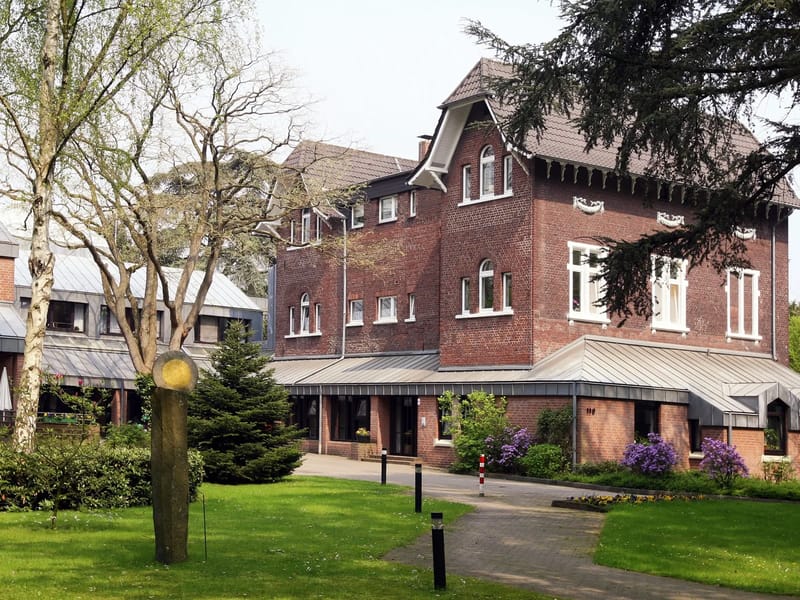 Altenheim Uerdingen Haus im Park - Pflegeheim in Krefeld, Nordrhein-Westfalen photo 2