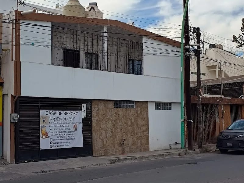 ASILO SAGRADA FAMILIA - Hogar de Ancianos in Monterrey, Nuevo León photo 2