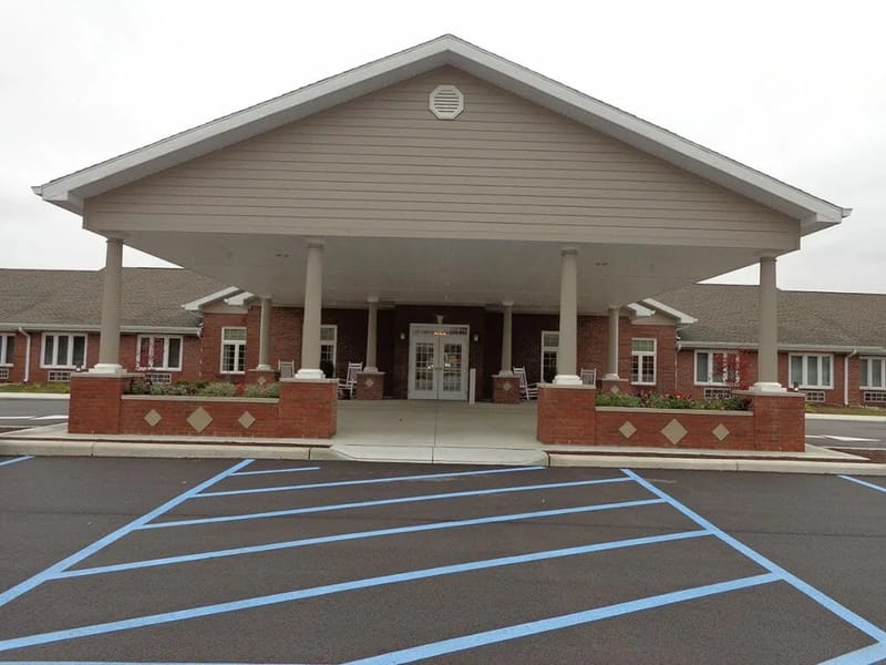 Breckenridge Commons - Assisted Living in Sullivan, IN photo 2