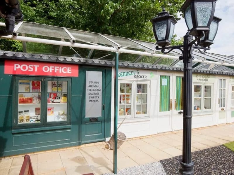 Prince Michael of Kent Court - Nursing Home in Watford, England photo 3