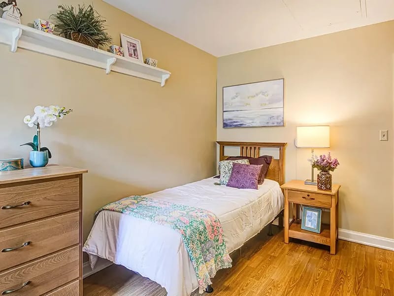 Arden Courts (Westlake) - Assisted Living in Westlake, OH photo 3