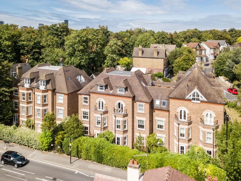 Croham Place - Assisted Living in South Croydon, England photo 3