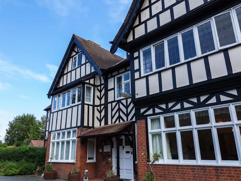 Heron Court - Nursing Home in Brentwood, England photo 1