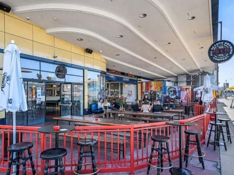 The Grove -4 in Bedford, England photo 2