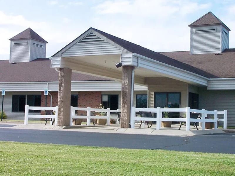 Fisher Senior Care and Rehabilitation - Nursing Home in Mayville, MI photo 3