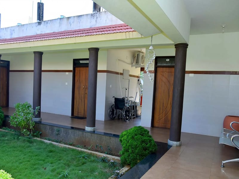 Dhanwanthari Vaidyasala Ayurveda Hospital - अस्पताल in Idukki, Kerala photo 2