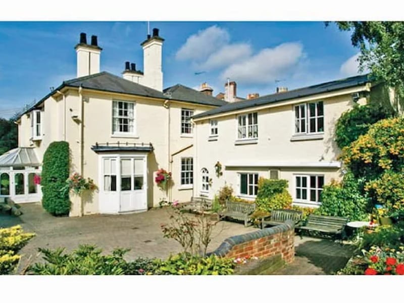 Edgeview Nursing Home - Nursing Home in Stourbridge, England photo 2
