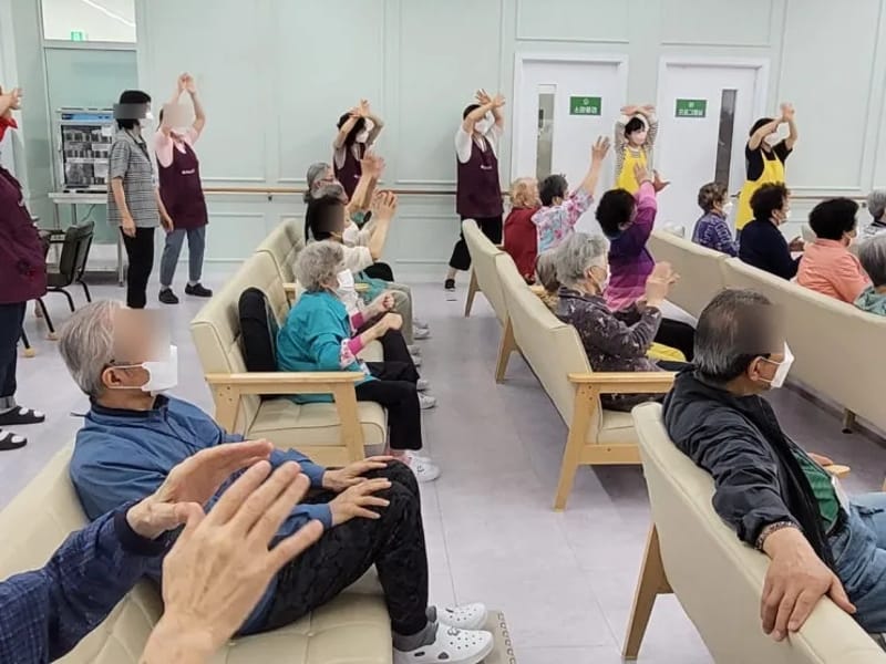 "꿀벌어르신센터" in 파주시, 경기도 photo 3