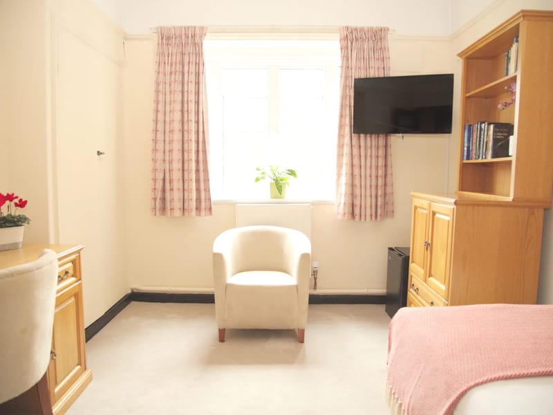 Vincent House - Assisted Living in Stockton On Tees, England photo 3