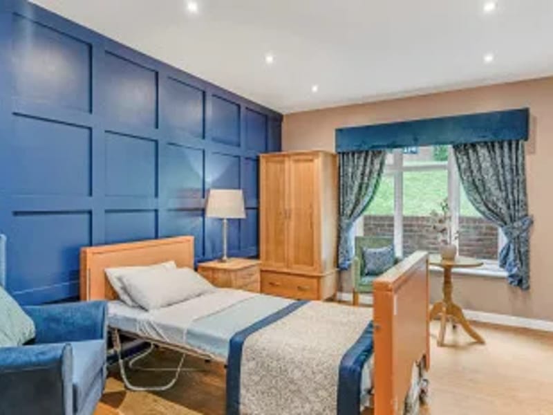 Woodroffe Benton House - Nursing Home in Crawley, England photo 2