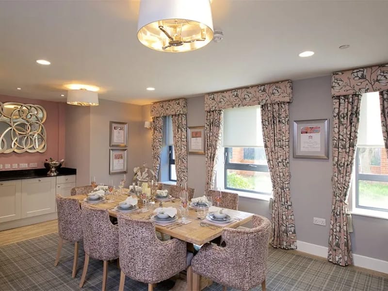 Amberley Care Home - Assisted Living in Sale, England photo 4