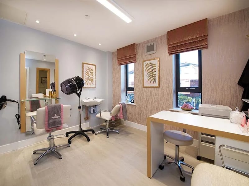 Amberley Care Home - Assisted Living in Sale, England photo 3
