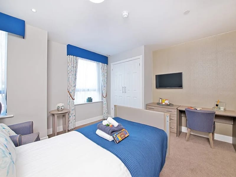 Amberley Care Home - Assisted Living in Sale, England photo 2