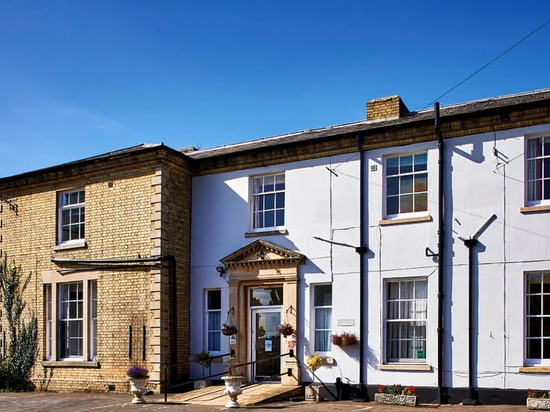 Roxholm Hall Care Centre - Nursing Home in Sleaford, England photo 1