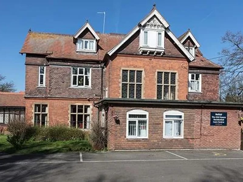 The Old Downs Dementia Residential Care Home - Memory Care in Dartford, England photo 2