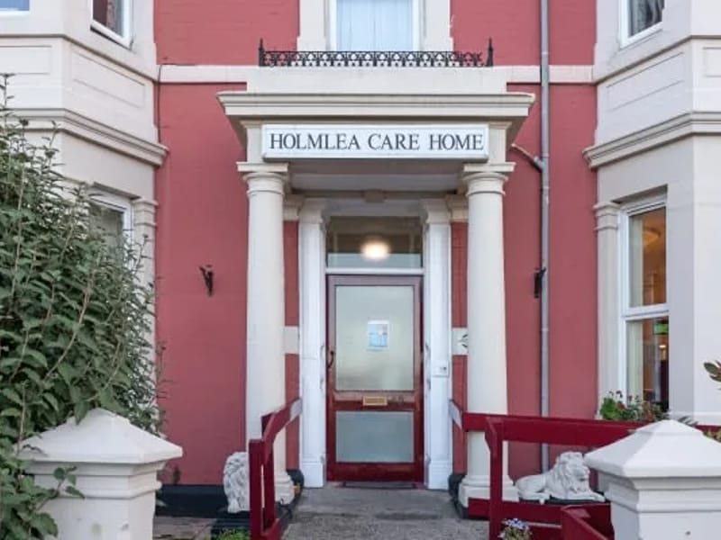 Holmlea Care Home - Nursing Home in North Shields, England photo 2