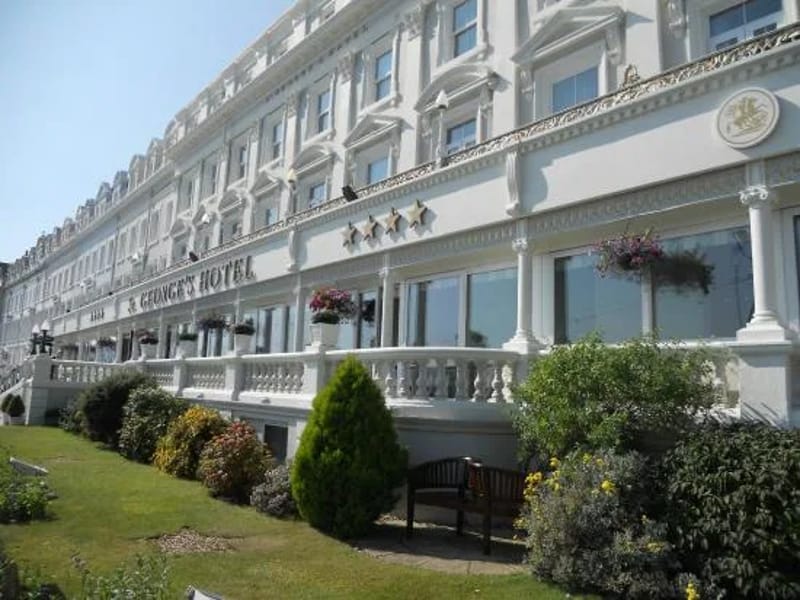 St George's Hotel - Assisted Living in Truro, England photo 3
