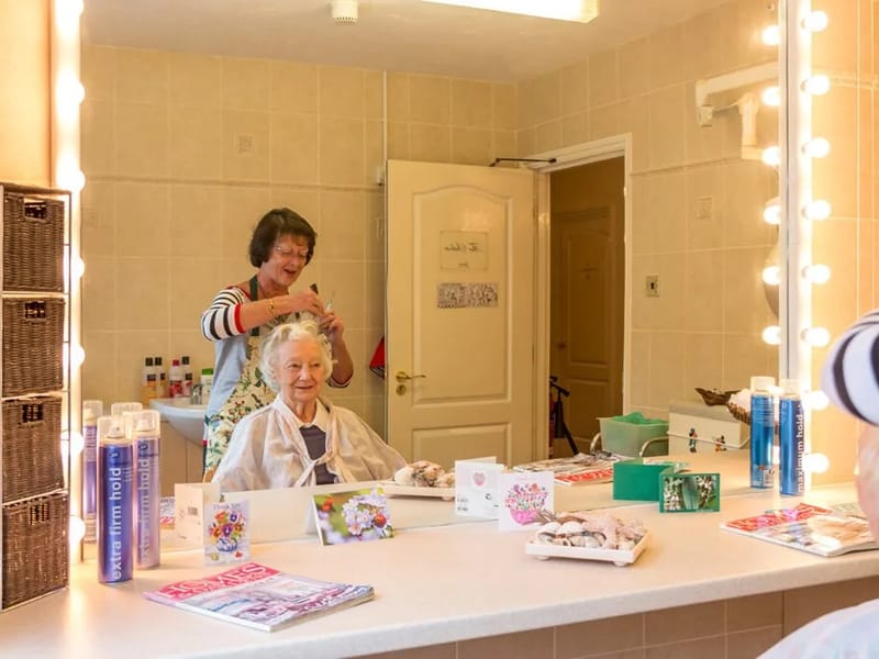 Rayners Residential Care Home - Nursing Home in Amersham, England photo 2