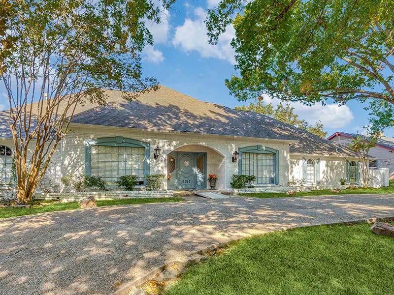 Avalon Memory Care Crestmere — Assisted Living, Dallas, TX · photo 2