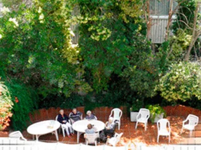 Residència Ca n'Arnaus - Hogar de Ancianos in Terrassa, Cataluña photo 2