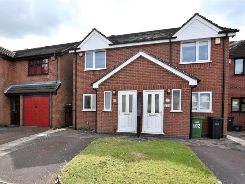 60 Olive Lane - Assisted Living in Halesowen, England photo 3
