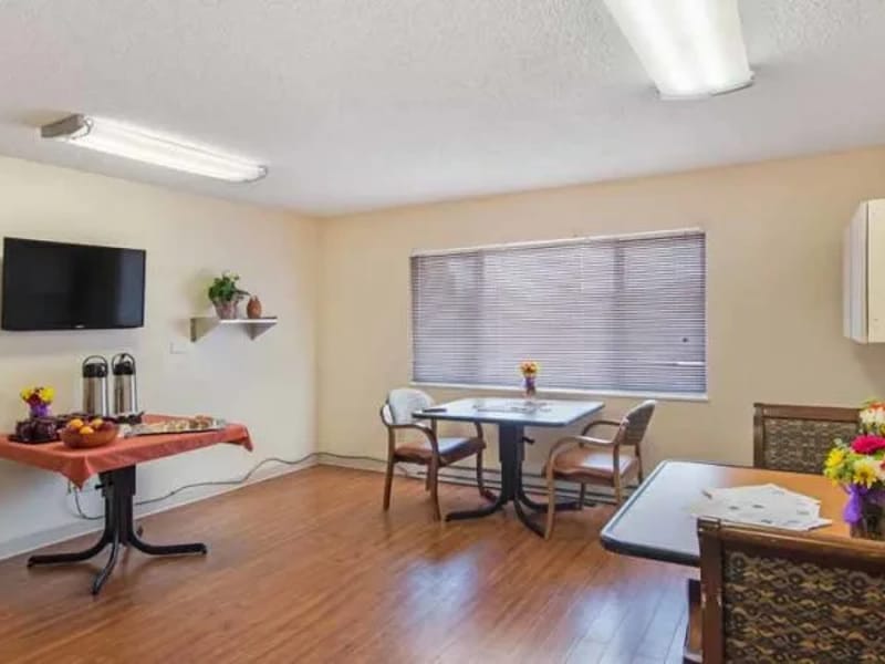 Fountain View Rehabilitation and Nursing LLC - Nursing Home in Colorado Springs, CO photo 2