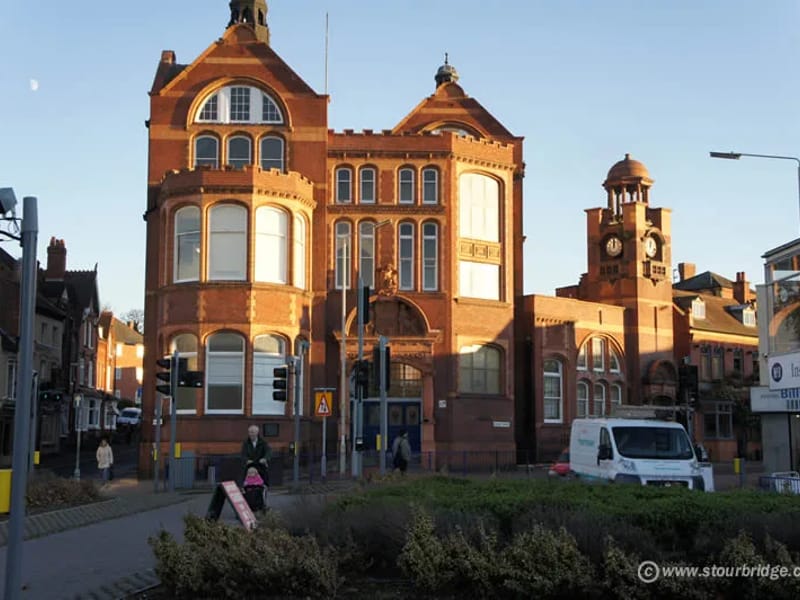 12 Collett Close - Assisted Living in Stourbridge, England photo 2