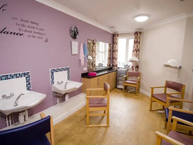Ashton Court Care Home - Nursing Home in Newcastle Upon Tyne, England photo 3