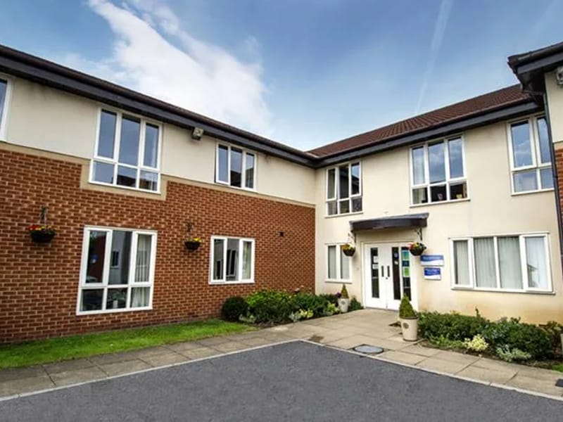 Ashton Court Care Home - Nursing Home in Newcastle Upon Tyne, England photo 1