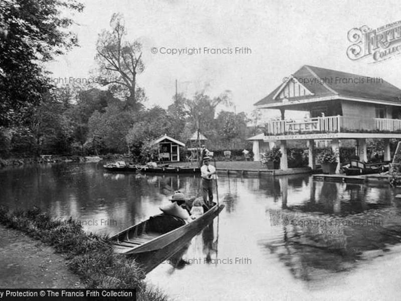 Riverswey - Assisted Living in Guildford, England photo 3