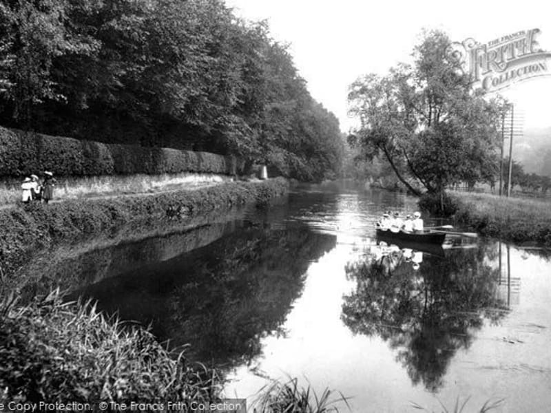 Riverswey - Assisted Living in Guildford, England photo 2