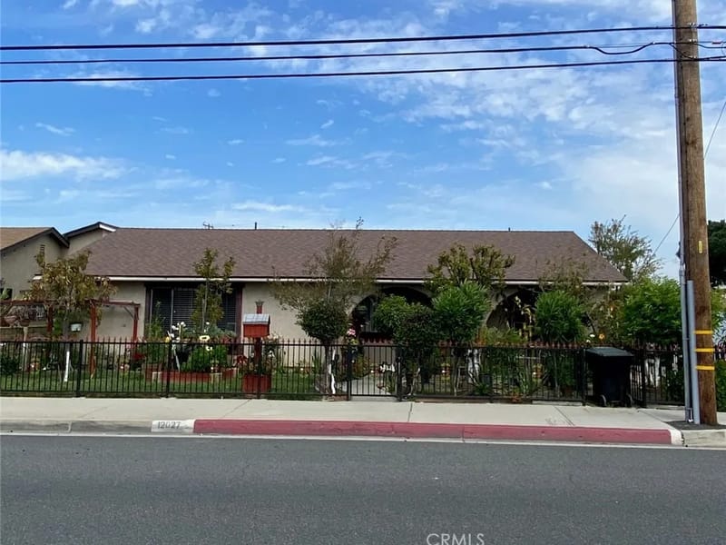 Alondra Guest Home - Assisted Living in Norwalk, CA photo 2