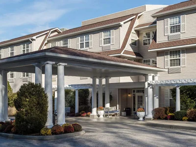 Atria Windsor Woods - Assisted Living in Hudson, FL photo 3