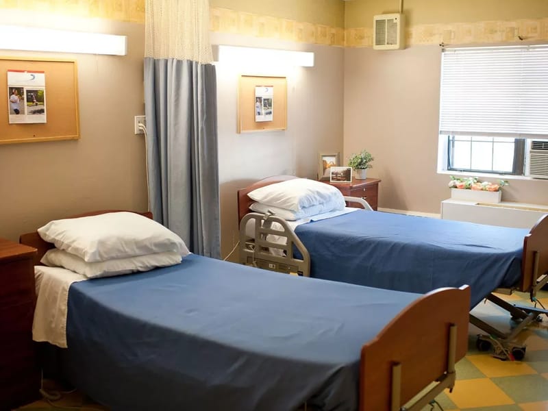 Autumn Lake Healthcare at Memorial Bridge - Nursing Home in Penns Grove, NJ photo 2