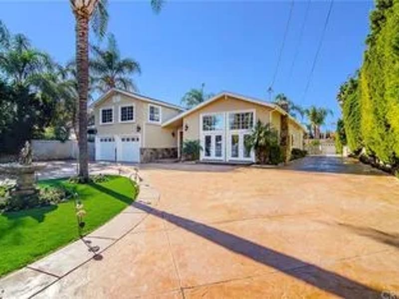 Be Well Senior Living Ii Inc. - Assisted Living in Tarzana, CA photo 1