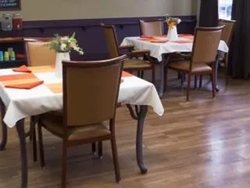 Crystal Creek Assisted Living I - Assisted Living in Canton, MI photo 2
