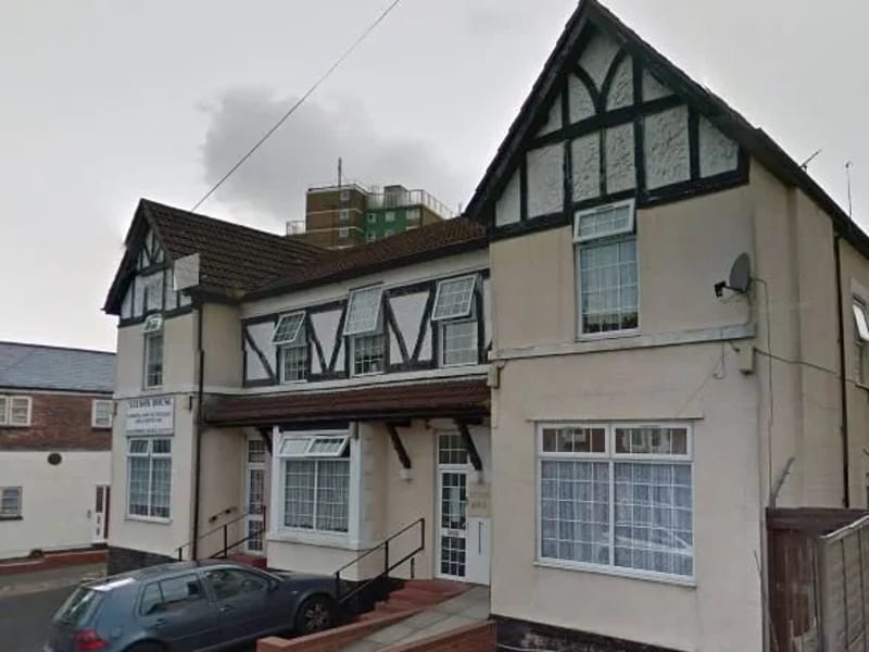 Castleview Residential Care Home - Assisted Living in Dudley, England photo 3