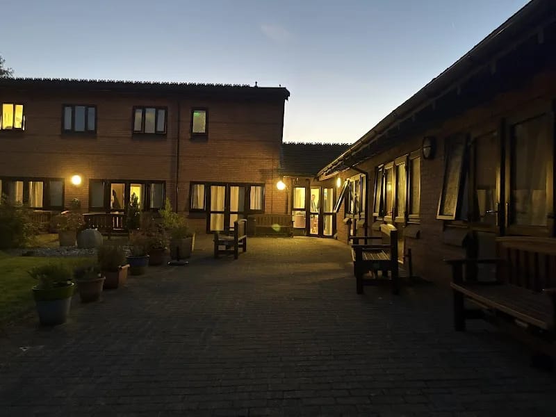 Woodlands Hospice - Hospice in Liverpool, England photo 3
