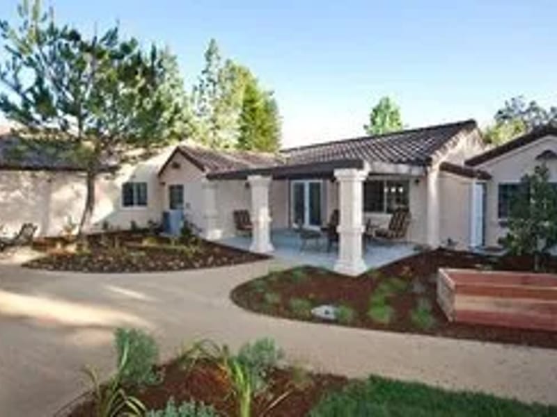 Community Care Center — Nursing Home, Duarte, CA · photo 3