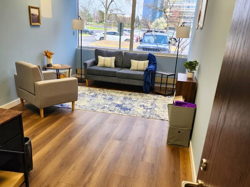 APPLEVIEW HEALTH LLC - Home Health Nursing in Schaumburg, IL photo 2