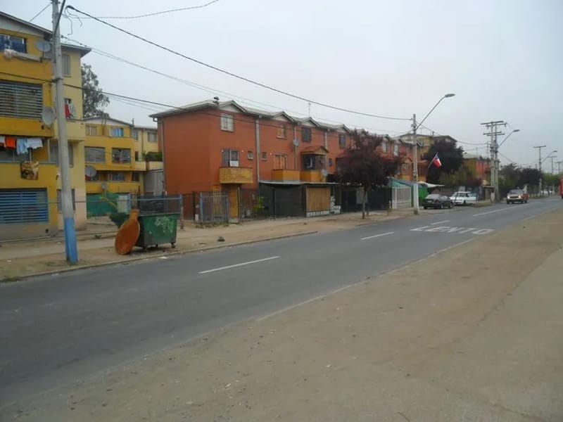 Centro Comunitario Para El Adulto Mayor Fundación Cerro Navia Joven - Centro de Día in Cerro Navia, Región Metropolitana de Santiago photo 2