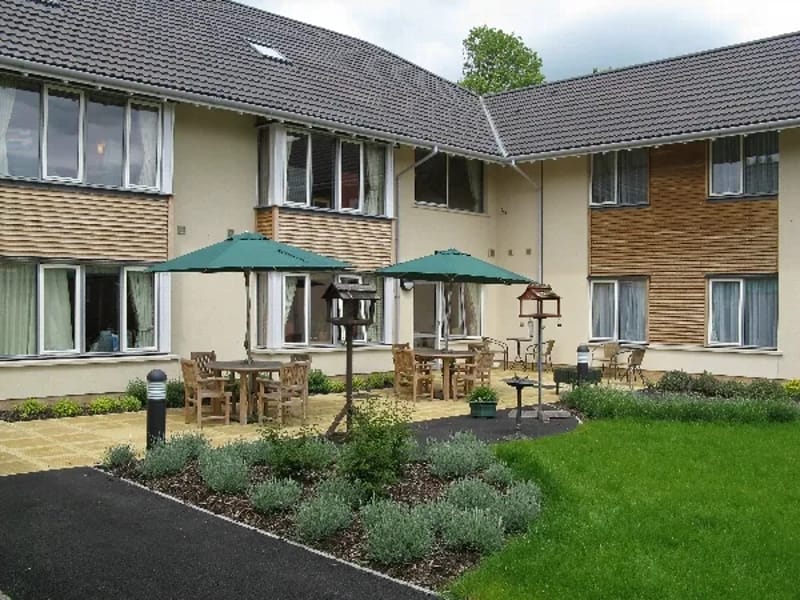 Ashfield House - Raunds - Nursing Home in Wellingborough, England photo 2
