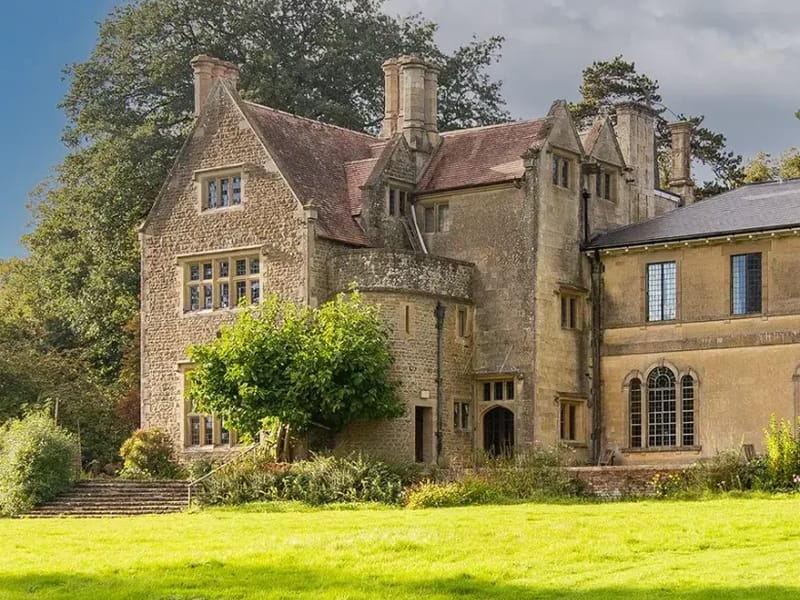 Bembridge House - Assisted Living in Swindon, England photo 1