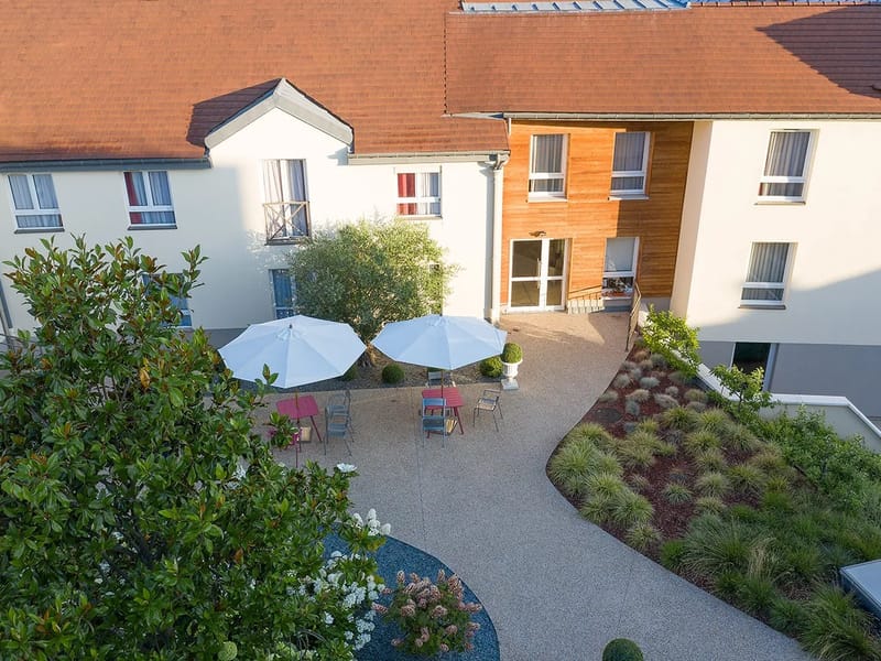 Ehpad La Maison Du Parc - EHPAD in PARIS, Île-de-France photo 1