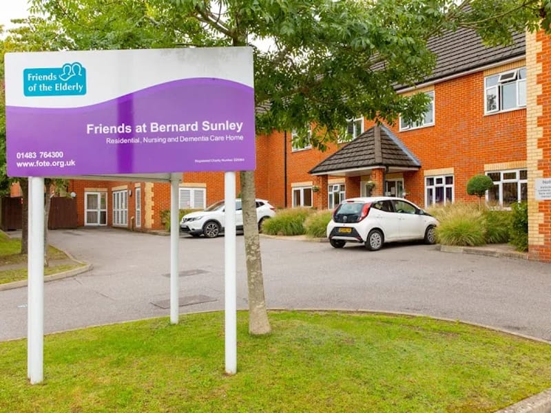 The Bernard Sunley Nursing and Dementia Care Home - Memory Care in Woking, England photo 2