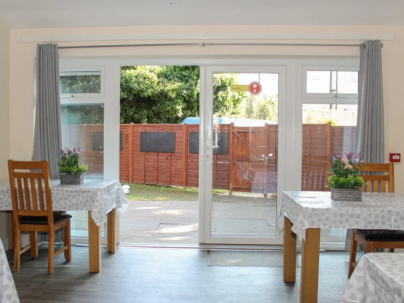 Hill House - Assisted Living in Alfreton, England photo 1