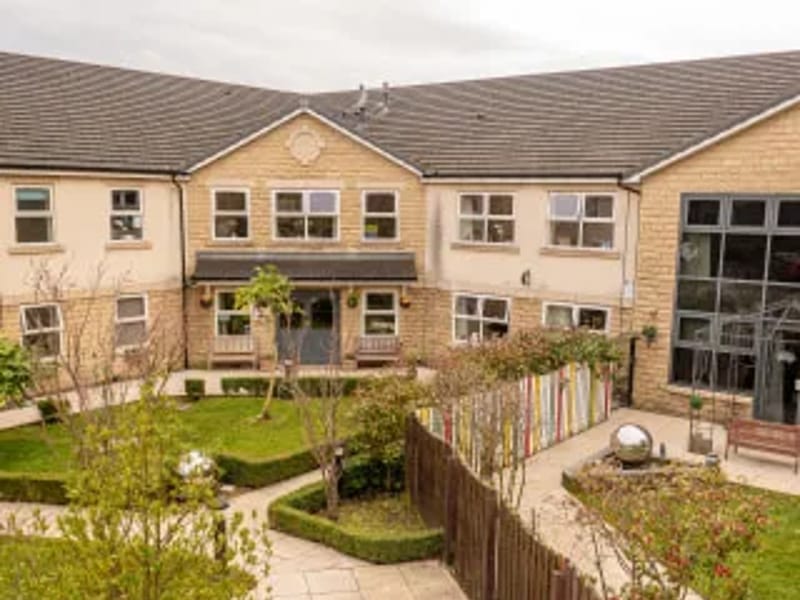 Woodhouse Cottage - Nursing Home in Wakefield, England photo 3